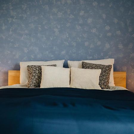 Magas-Lak Apartman Егер Екстериор снимка