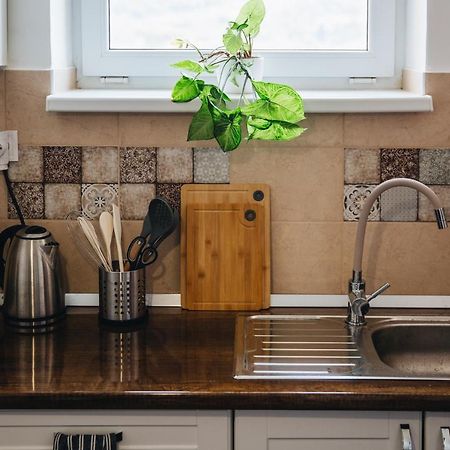 Magas-Lak Apartman Егер Екстериор снимка